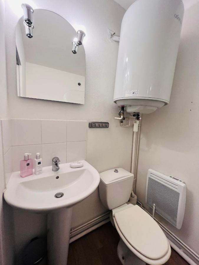 Studio Neuf Au Calme Proche Gare Maritime - 7 Min Apartment Nantes Exterior photo