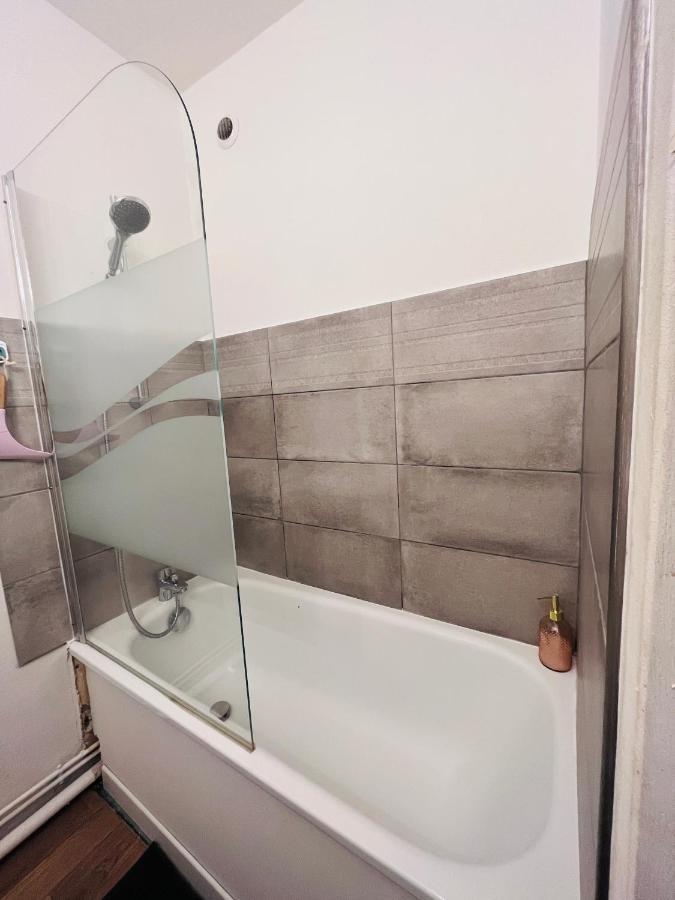 Studio Neuf Au Calme Proche Gare Maritime - 7 Min Apartment Nantes Exterior photo